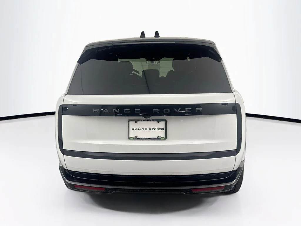 2026 Land Rover Range Rover SE - Photo 6