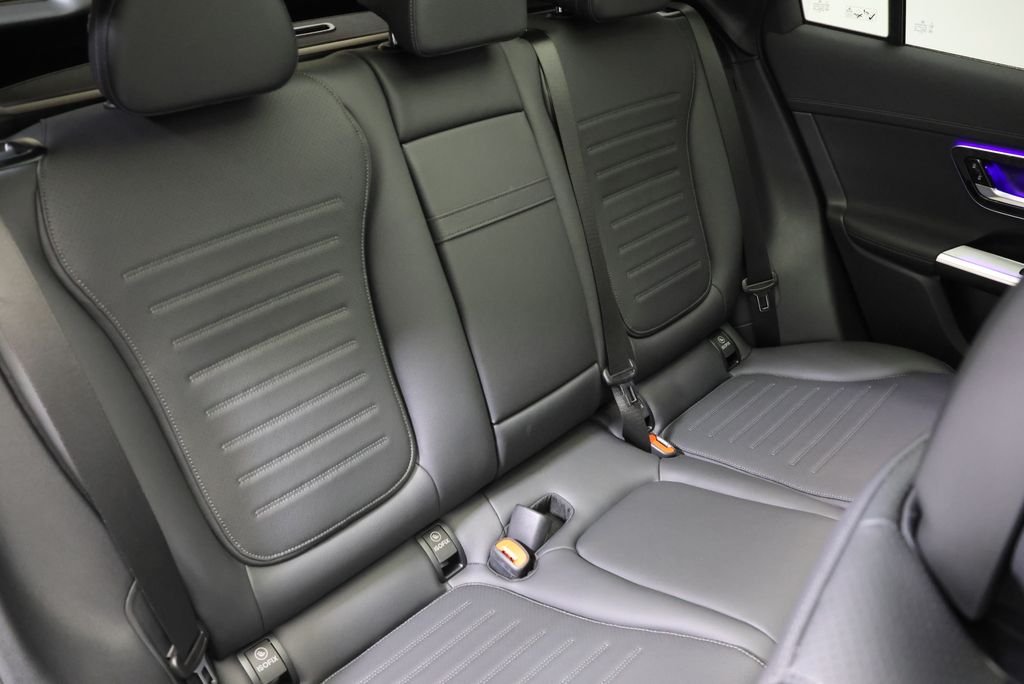 Used 2026 Cirrus Silver Metallic Mercedes-Benz GLC 300 image 53