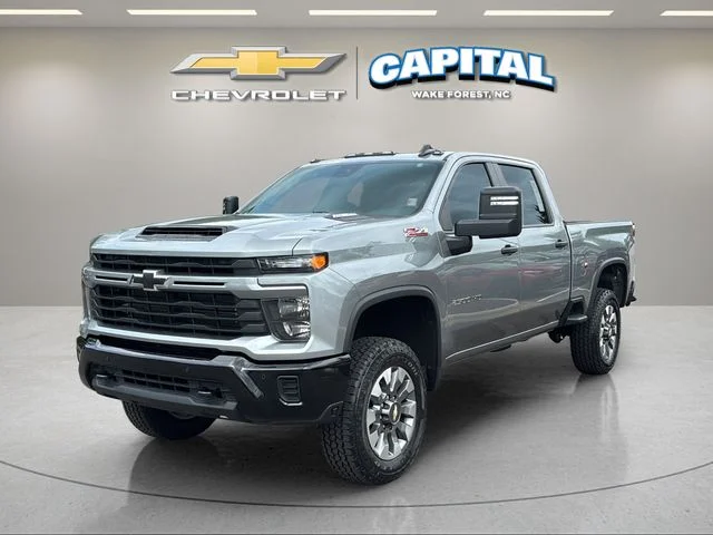 Used 2025 Gray Chevrolet Custom image 9