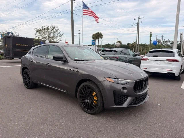 Certified Used 2023 Grigio Maserati Modena image 21