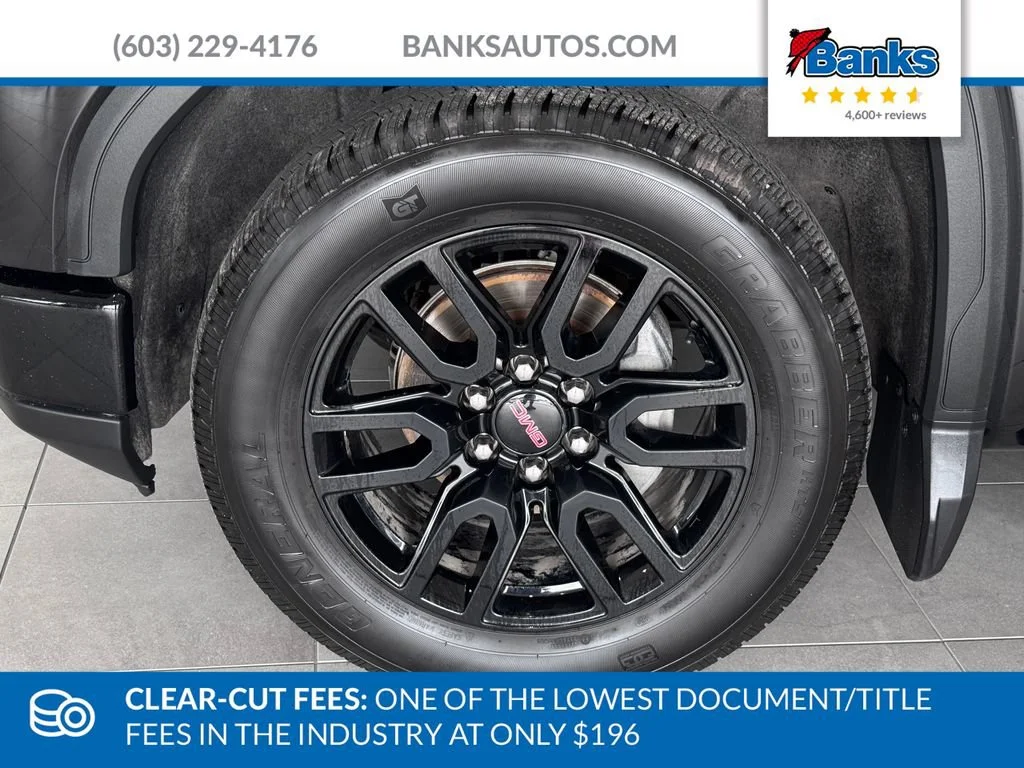 Used 2024 Onyx Black GMC Elevation image 4