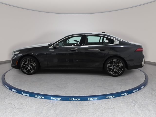 Certified Used 2026 Dark Graphite Metallic BMW 530i xDrive image 8