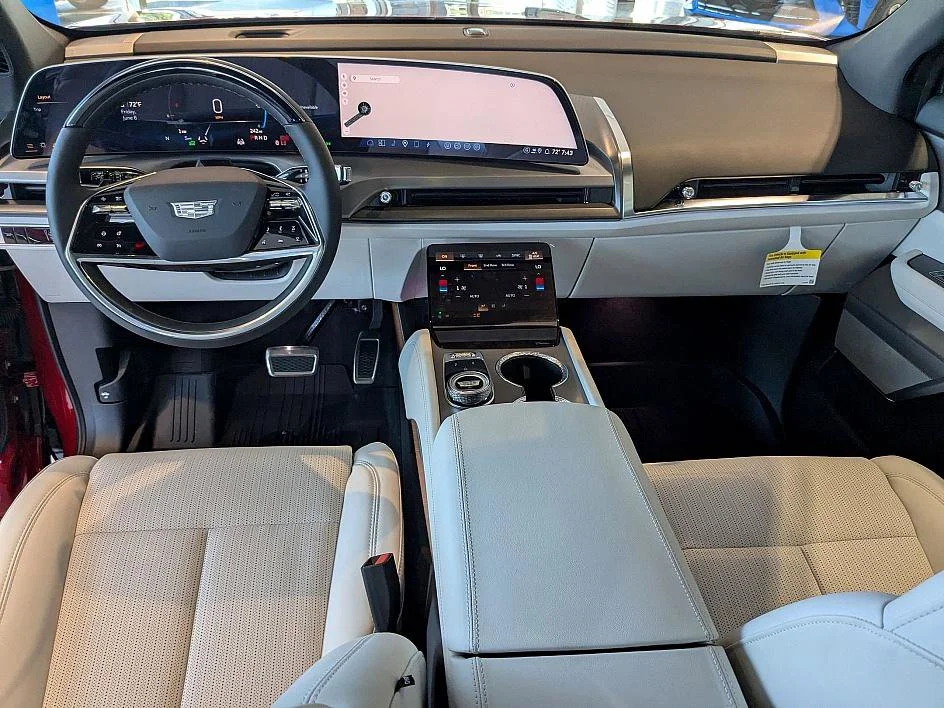 2026 Cadillac VISTIQ Luxury - Photo 23