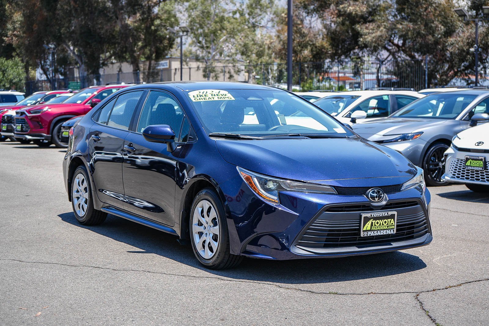Used 2024 BLUEPRINT Toyota LE image 3