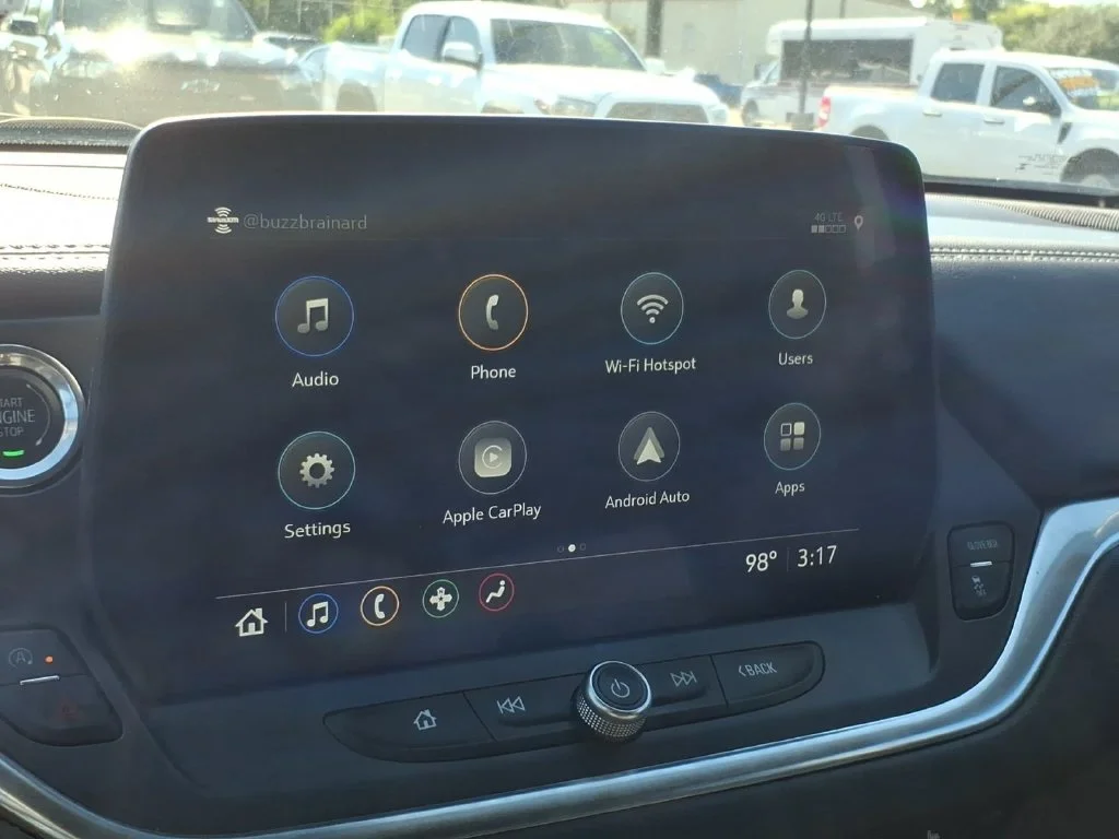 Used 2025 Gray Chevrolet LT image 20