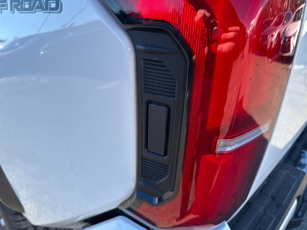 2025 Toyota Tacoma TRD Off Road - Photo 6