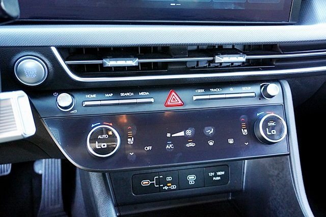 Used 2024 Silver Hyundai SEL image 25