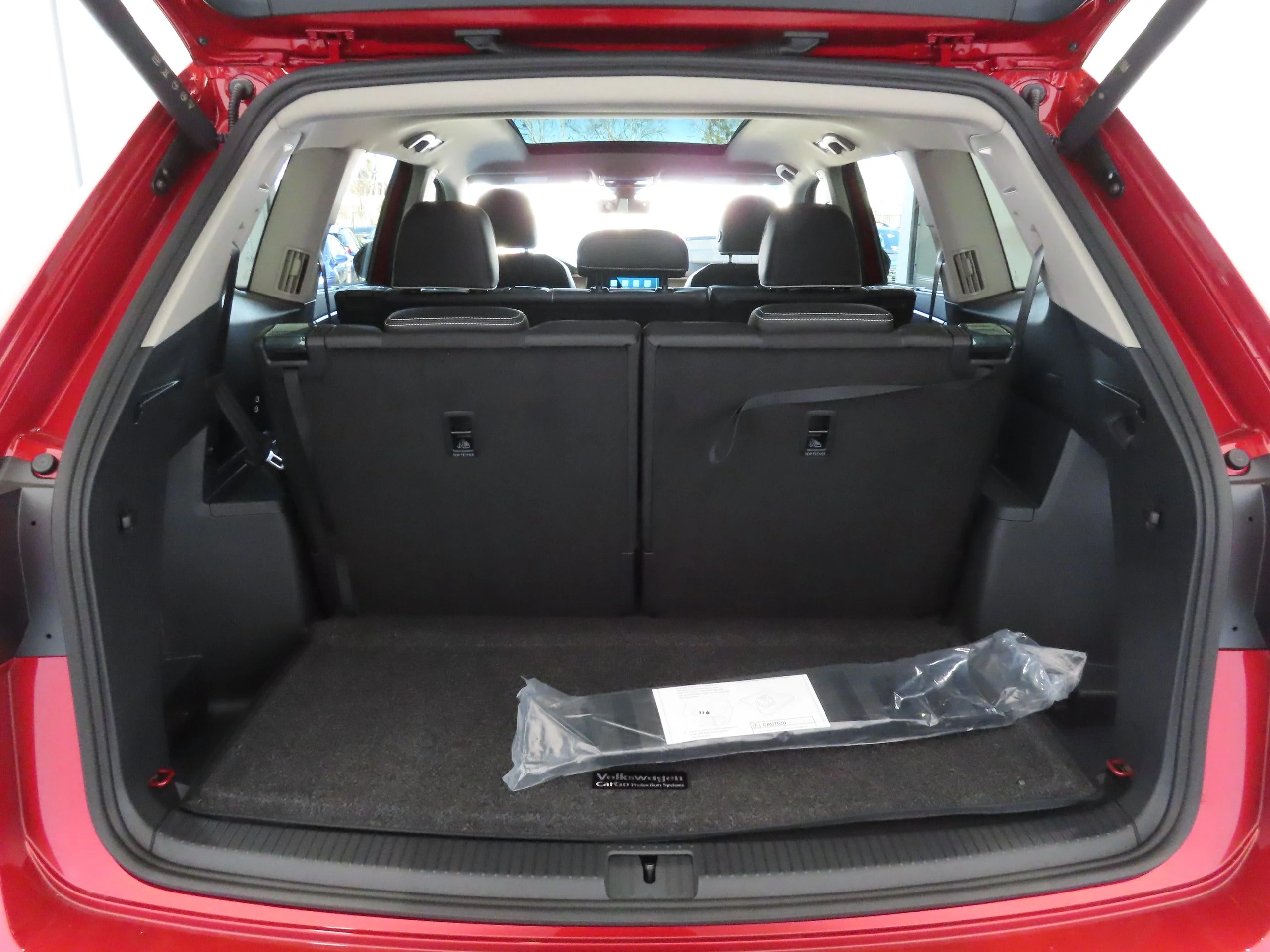 2025 Volkswagen Atlas SEL Premium R-Line - Photo 24