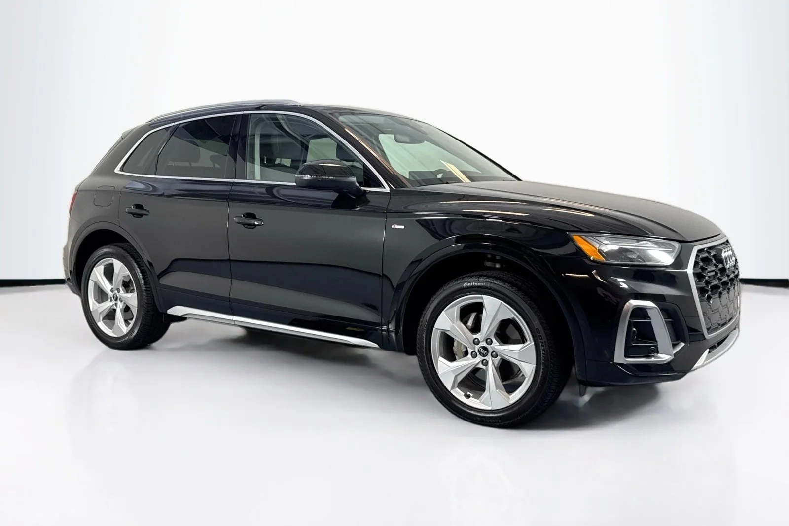 Used 2022 Black Audi S line Premium Plus image 3