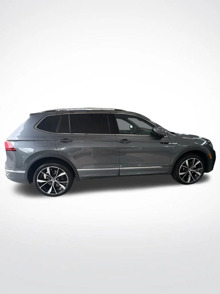 Used 2023 Gray Volkswagen 2.0T SEL R-Line image 9