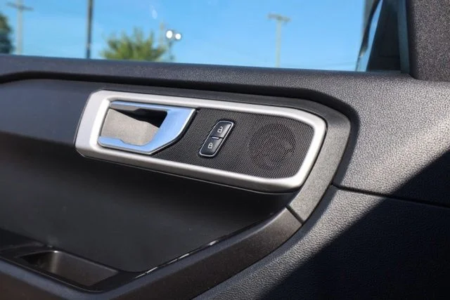 Used 2022 White Ford Base image 24