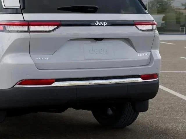 New 2026 Bright White Clear-Coat Exterior Paint Jeep Limited image 39