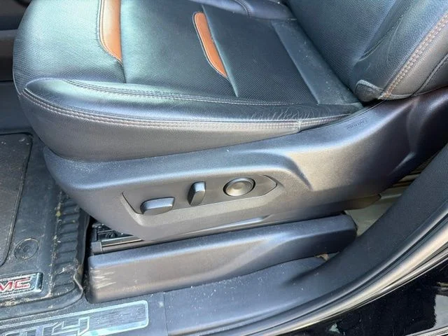 Used 2025 Black GMC AT4 image 13