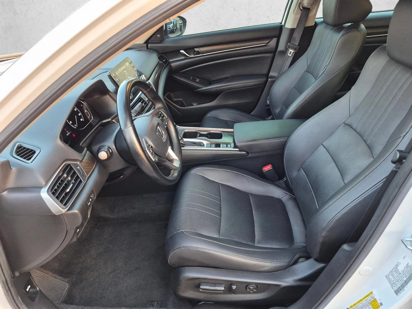 Certified Used 2021 Black Honda EX-L image 16