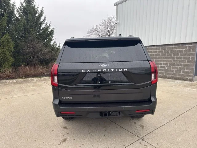 New 2026 Dark Matter Gray Metallic Ford Active image 6