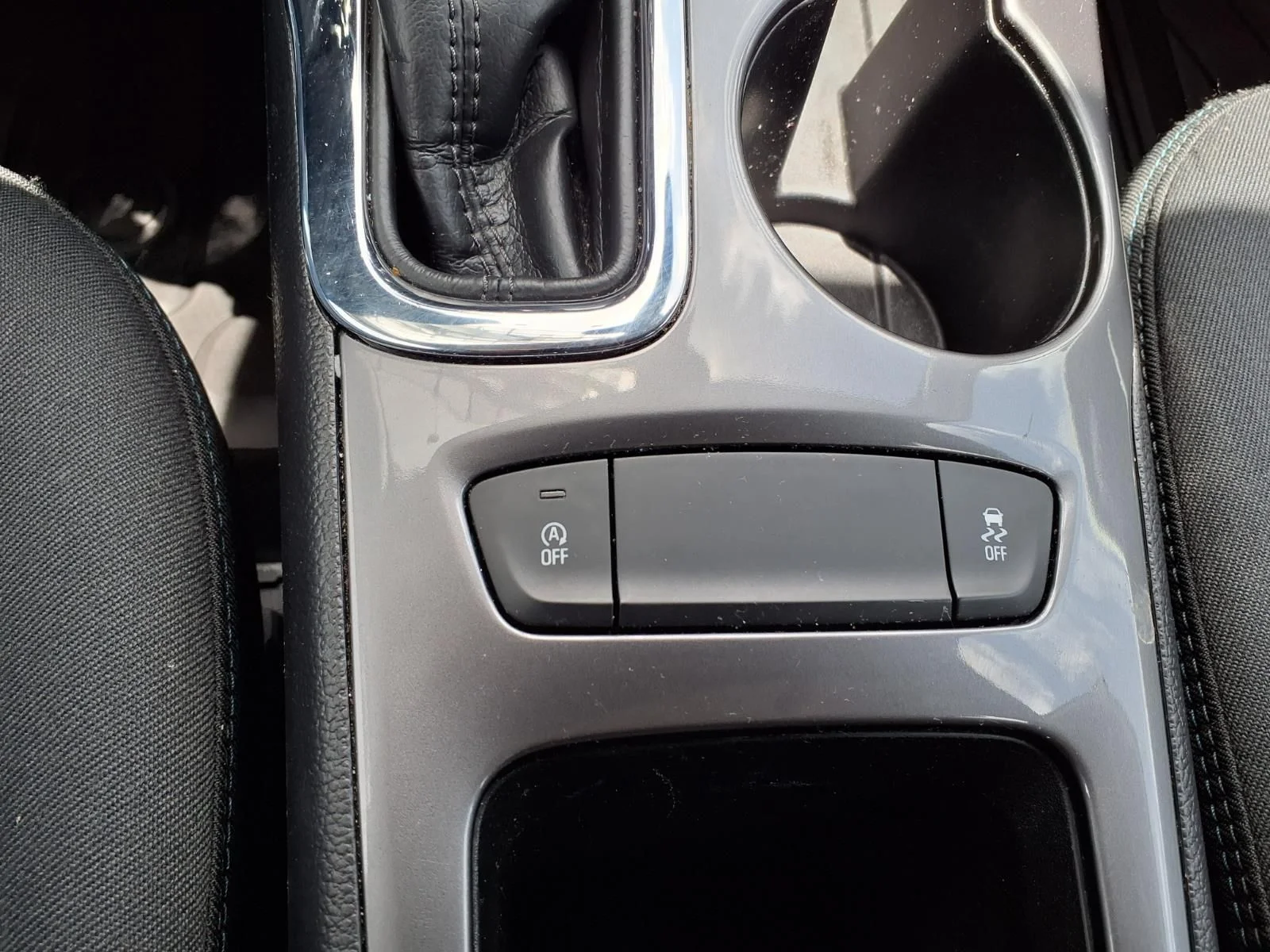 Used 2019 Silver Chevrolet LT image 22