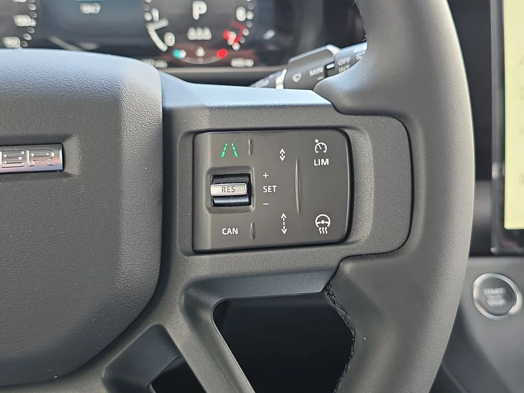 New 2026 Fuji White LAND ROVER S image 17