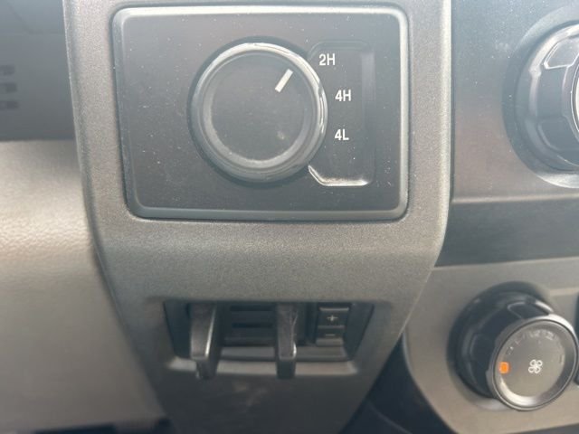 Used 2020 White Ford XL image 20
