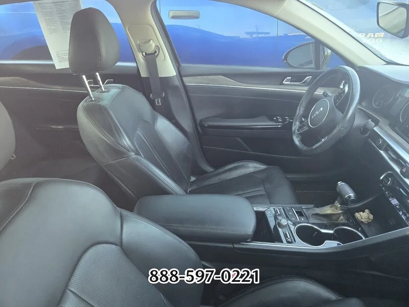 Used 2022 Ebony Black KIA EX image 8