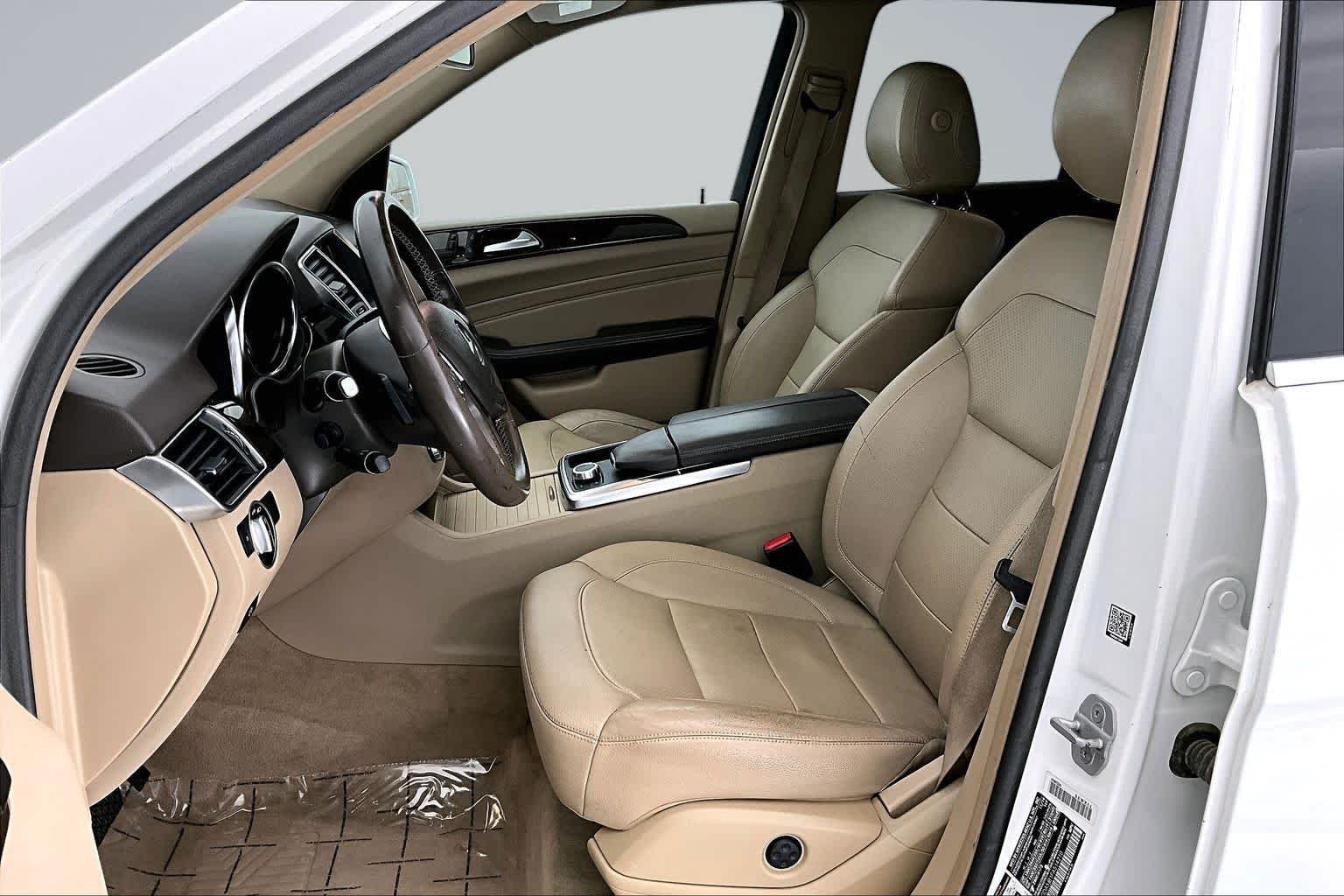 Used 2015 Polar White Mercedes-Benz ML 350 image 11