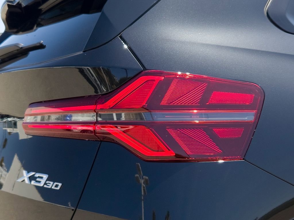 New 2026 Black Sapphire Metallic BMW 30 xDrive image 5