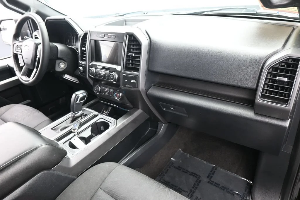 Used 2020 Black Ford XL image 40