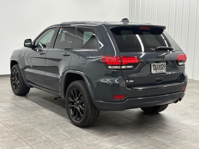 Used 2018 Black Jeep Altitude image 4