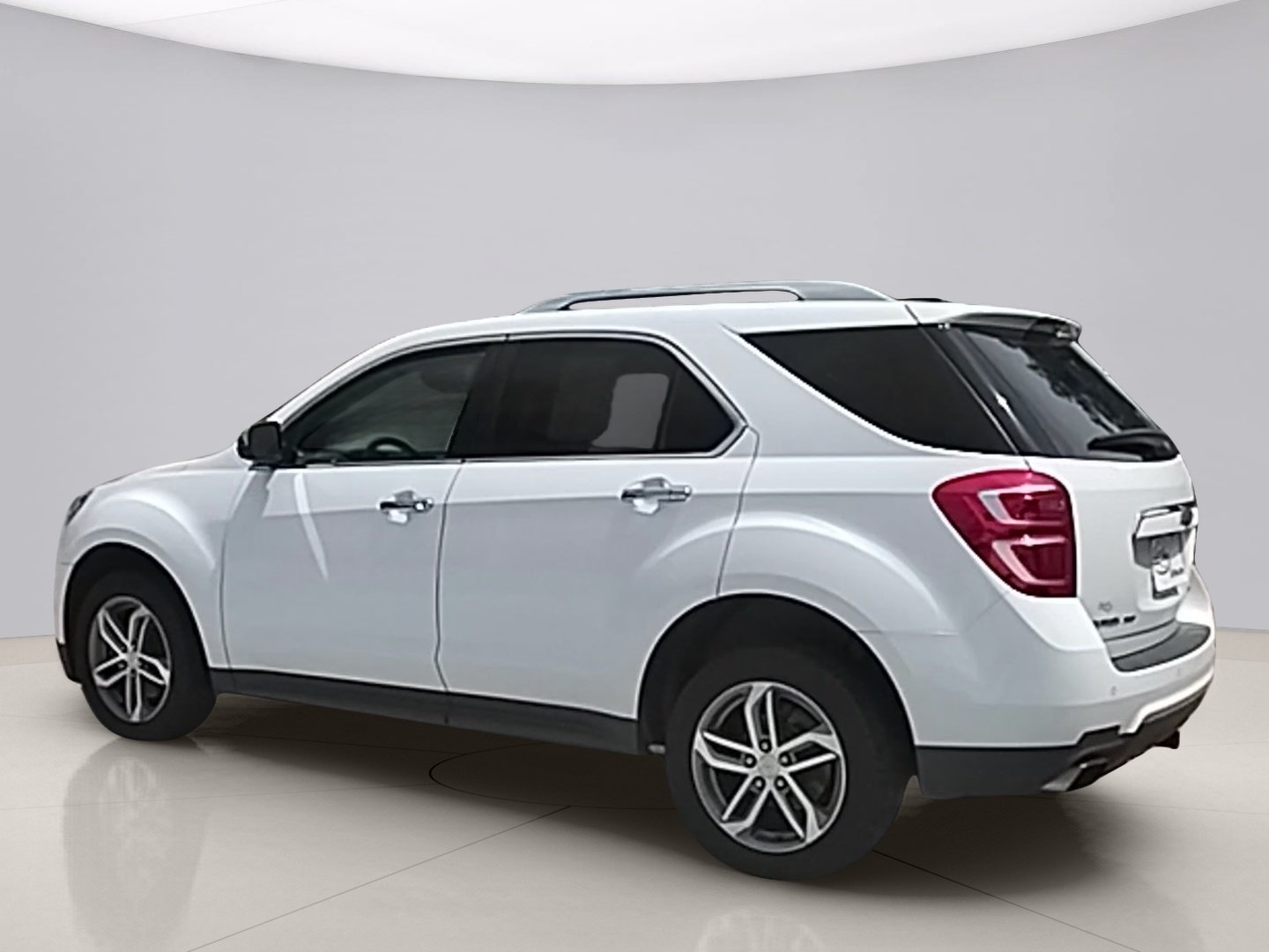 Used 2017 White Chevrolet PREMIER image 7