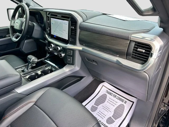 Used 2025 Black Ford Lariat image 30