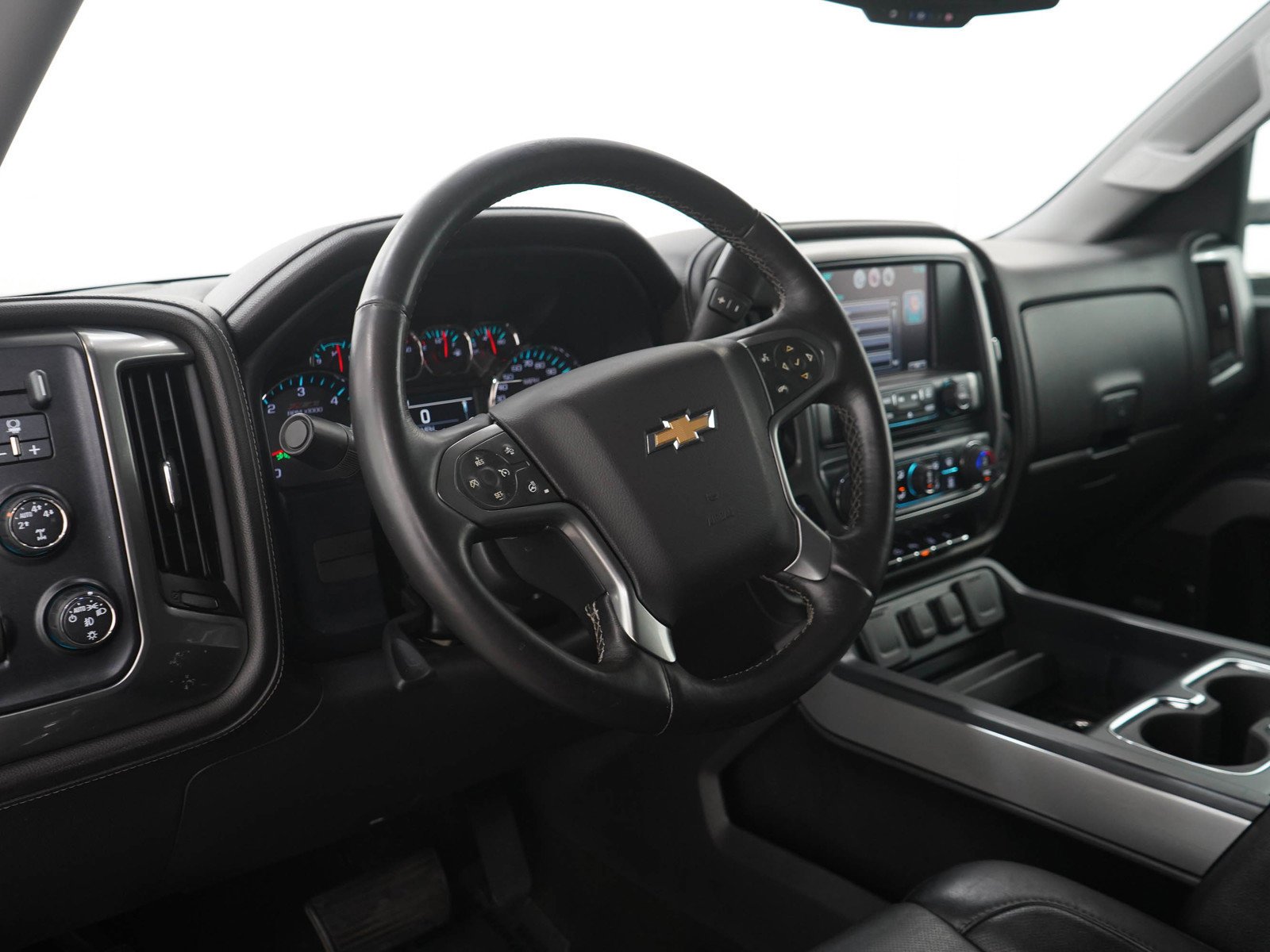 Used 2015 Silver Ice Metallic Chevrolet LTZ image 25
