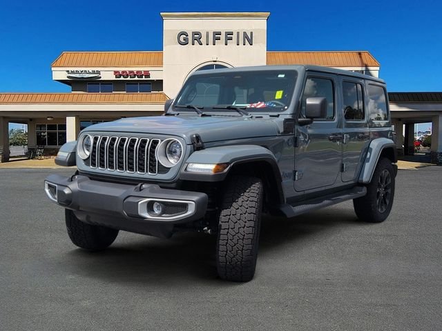 Used 2025 Gray Jeep Sahara 4xe image 11