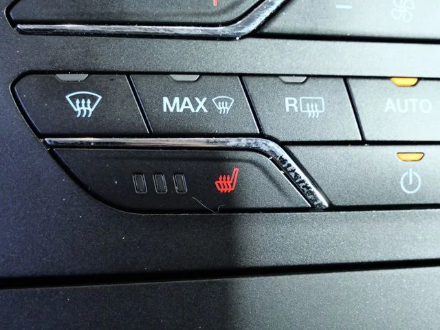 Used 2016 Blue Ford SEL image 23