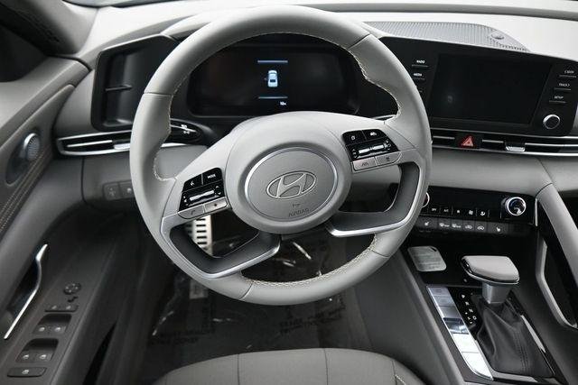 New 2026 Gray Hyundai SEL Sport Premium image 13