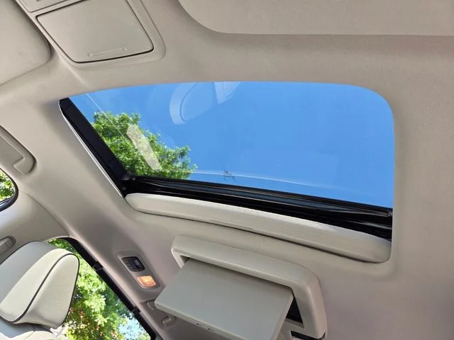 2026 Honda Odyssey Touring - Photo 10