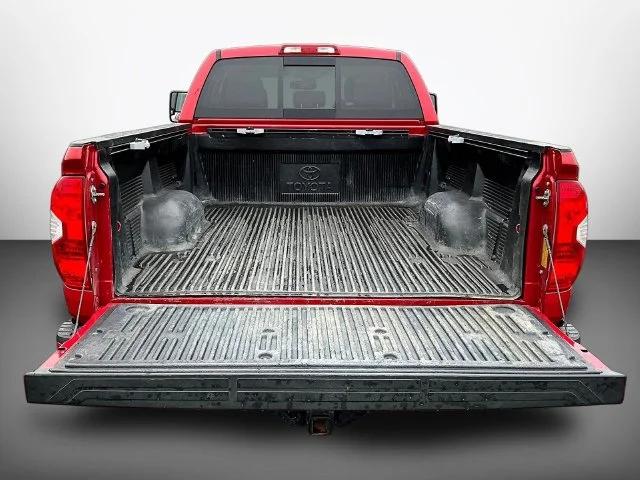 Used 2018 Red Toyota SR5 image 7