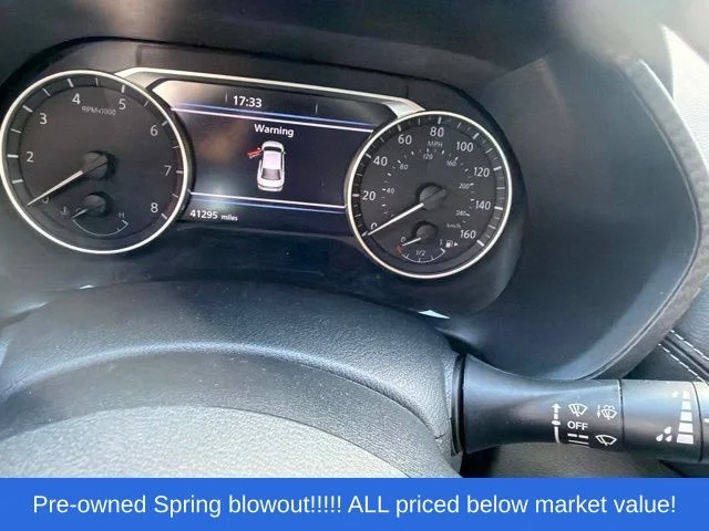 Used 2025 Red Nissan SV image 22