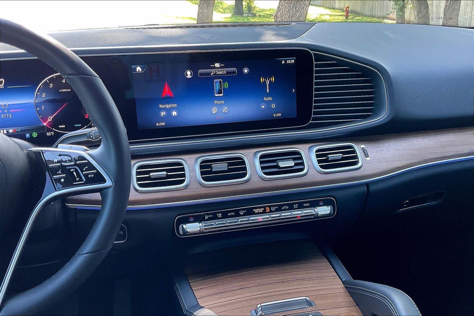 2025 Mercedes-Benz GLE GLE450 - Photo 7