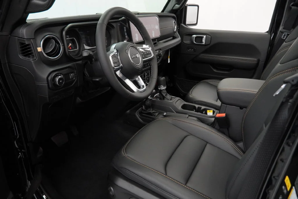 New 2027 Black Clear-Coat Paint Jeep Sahara image 18