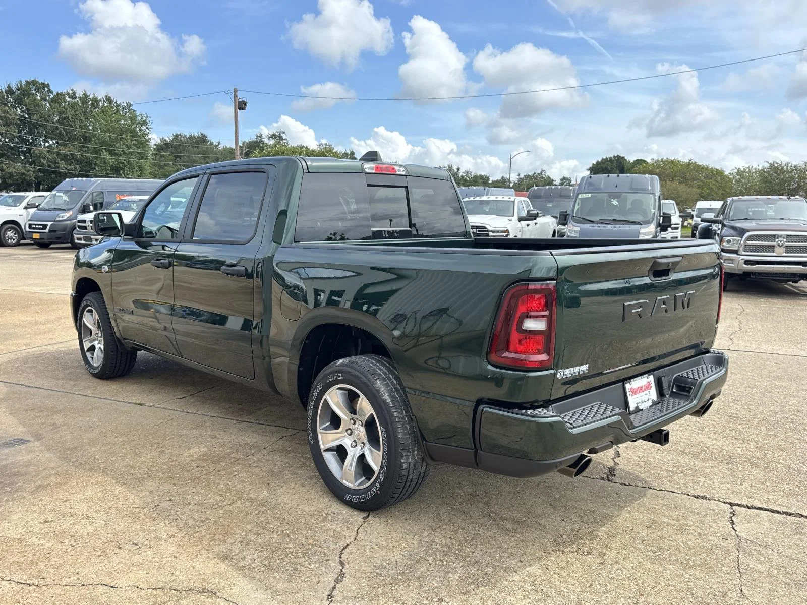 New 2026 Serrano Green Metallic RAM Express image 4