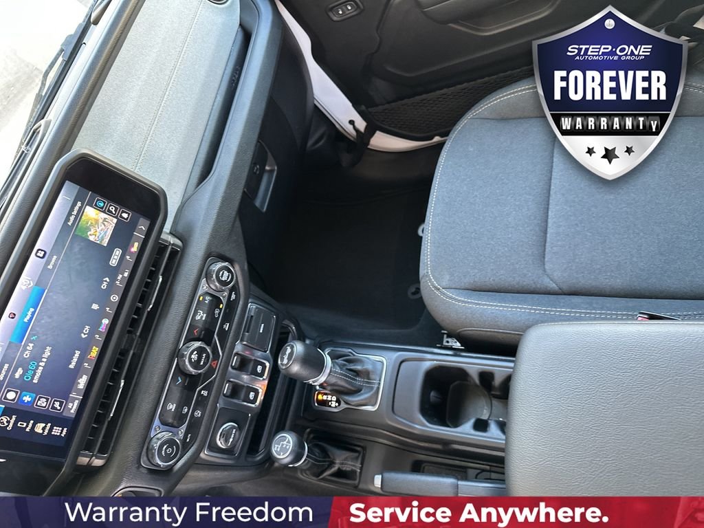 Used 2025 White Jeep Sport S image 24