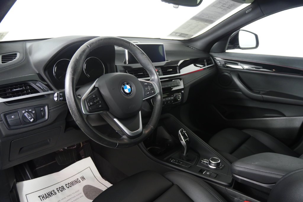 Used 2020 Mediterranean Blue Metallic BMW sDrive28i image 13