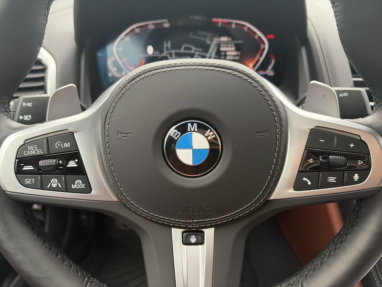 2026 BMW 8 Series 840i - Photo 22