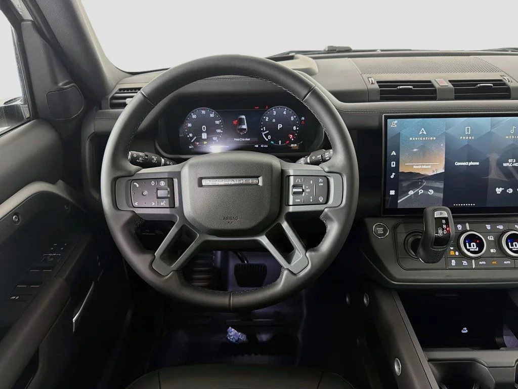 New 2026 Borasco Grey Land Rover X-Dynamic SE image 24