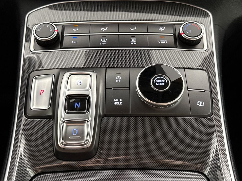 2021 Hyundai Santa Fe SE - Photo 17