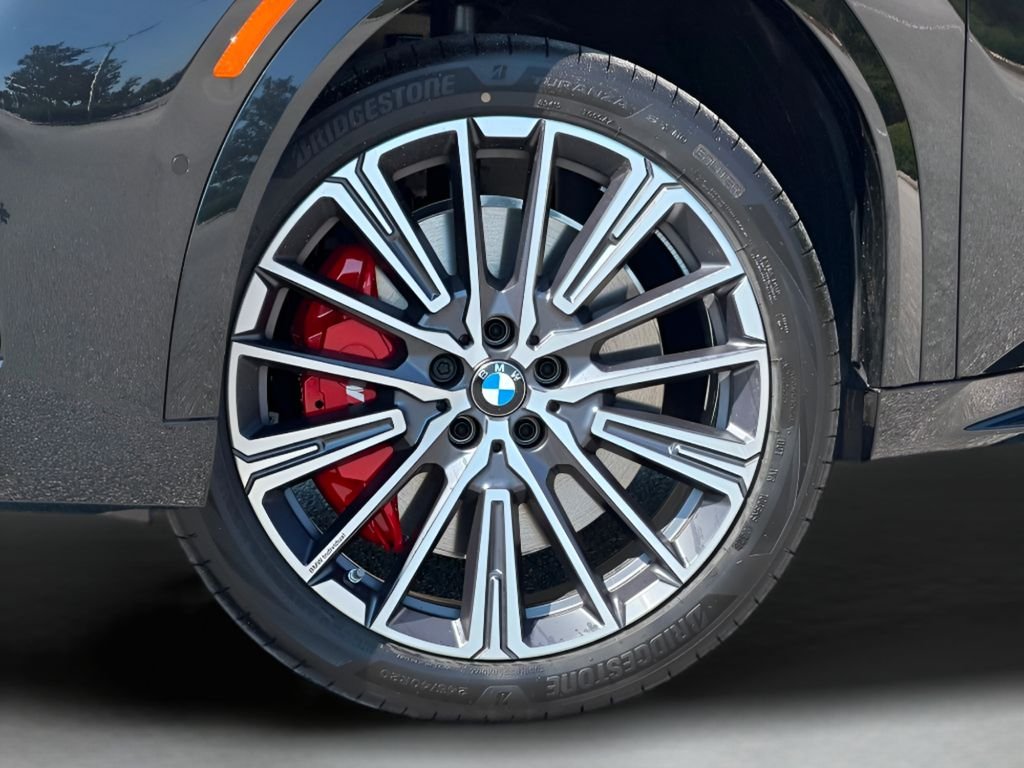 New 2026 Black Sapphire Metallic BMW xDrive28i image 27