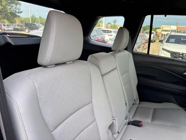 Used 2019 Green Honda EX-L image 30