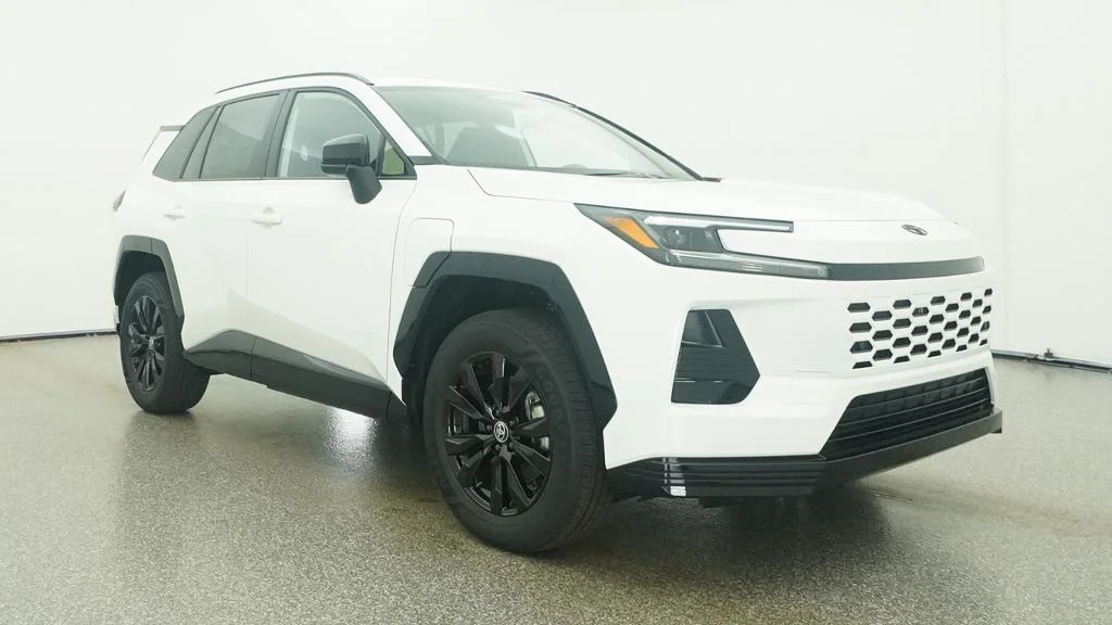 New 2026 Ice Cap Toyota SE image 9