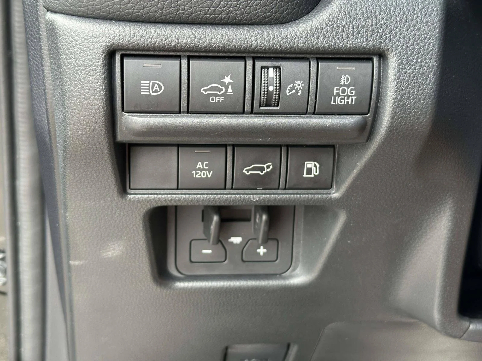 Used 2024 Black Toyota  image 23