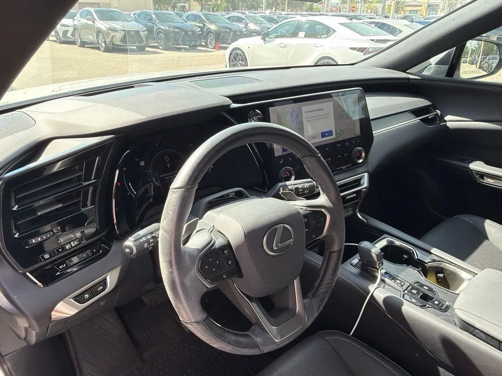 Used 2024 White Lexus 350 Premium Plus image 12