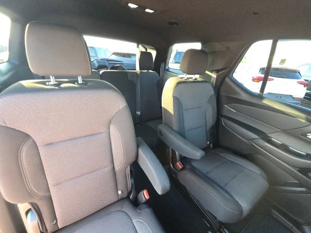 Used 2022 Silver Chevrolet LT image 17